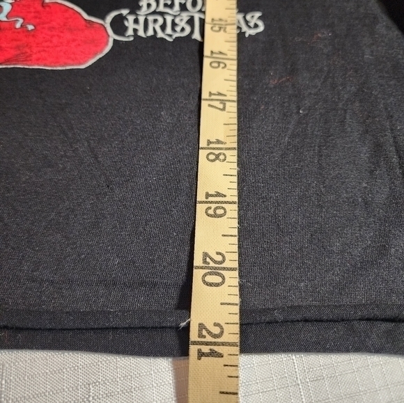 Disney Tim Burton's The Nightmare Before Christmas Large Black Crop Top NWT - Picture 7 of 9